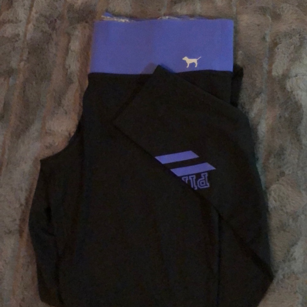 VS PINK yoga style leggings in small